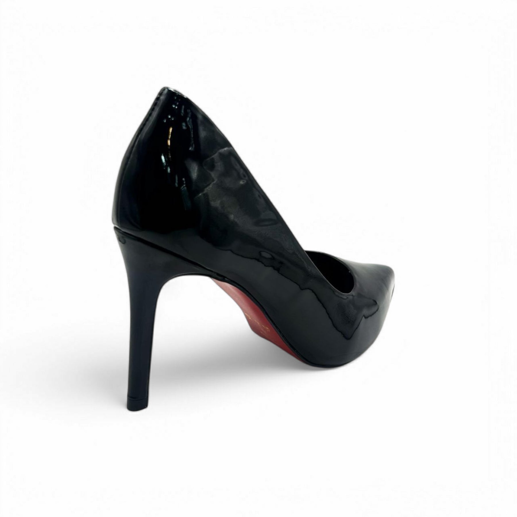 Scarpin Preto Verniz com Sola Vermelha Salto Baixo - Lilian Soares
