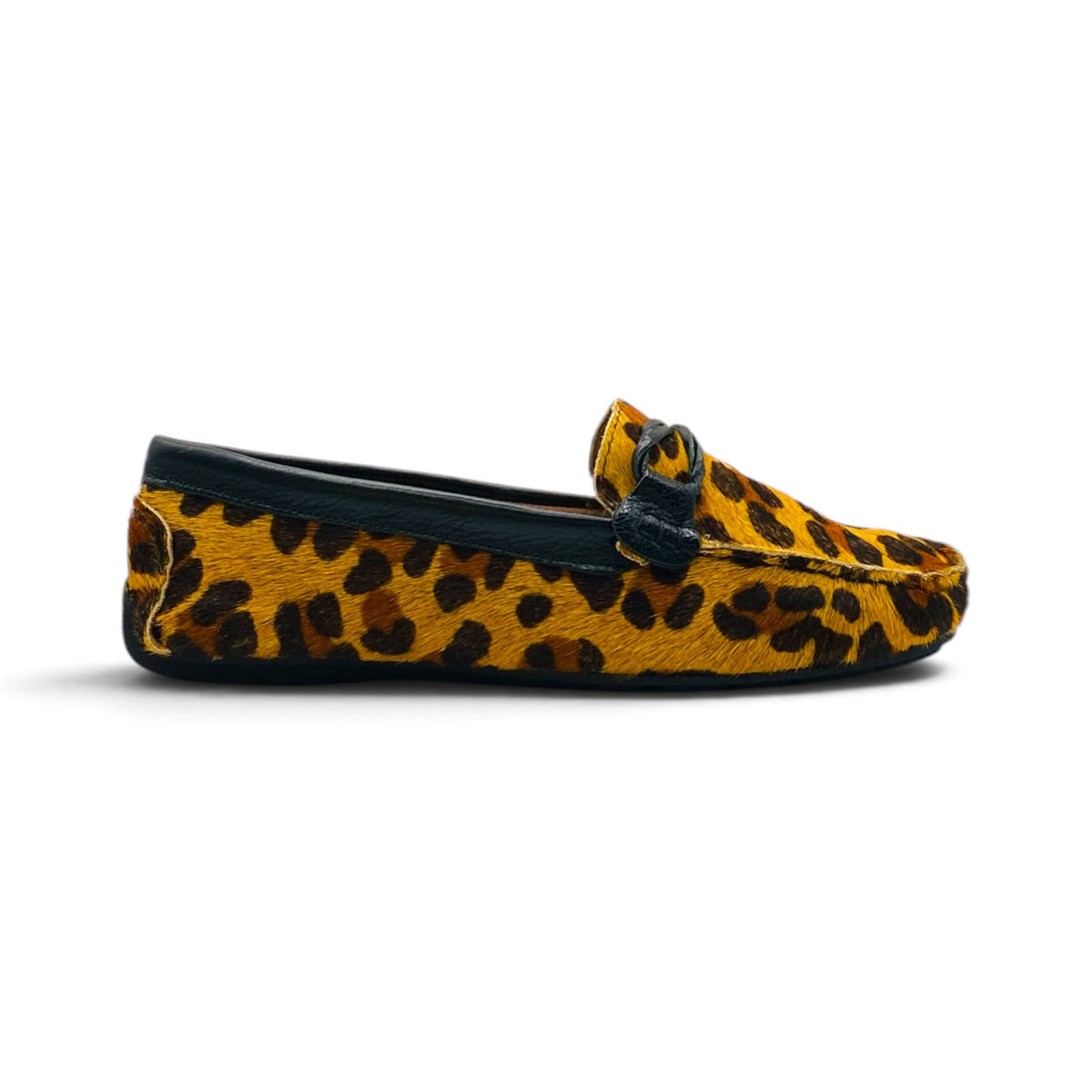 Mocassim Leopardo em Couro