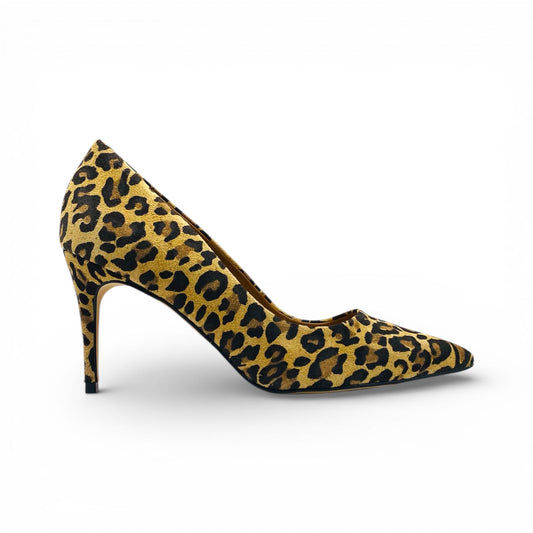 Scarpin Leopardo em Couro Camurça Salto Agulha 8cm Lilian Soares