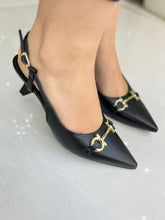 Scarpin Slingback Preto Salto Geométrico