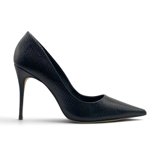 Scarpin Premium Preto Texturizado em Couro Salto Alto Lilian Soares