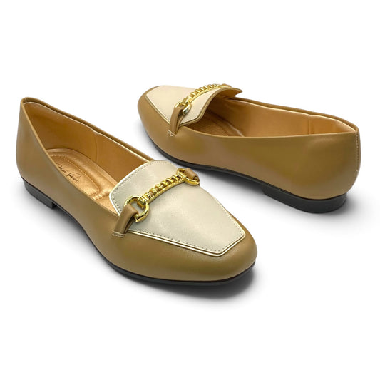 Sapatilha Mocassim Bicolor Caramelo e Off White com Fivela Corrente Dourada Lilian Soares
